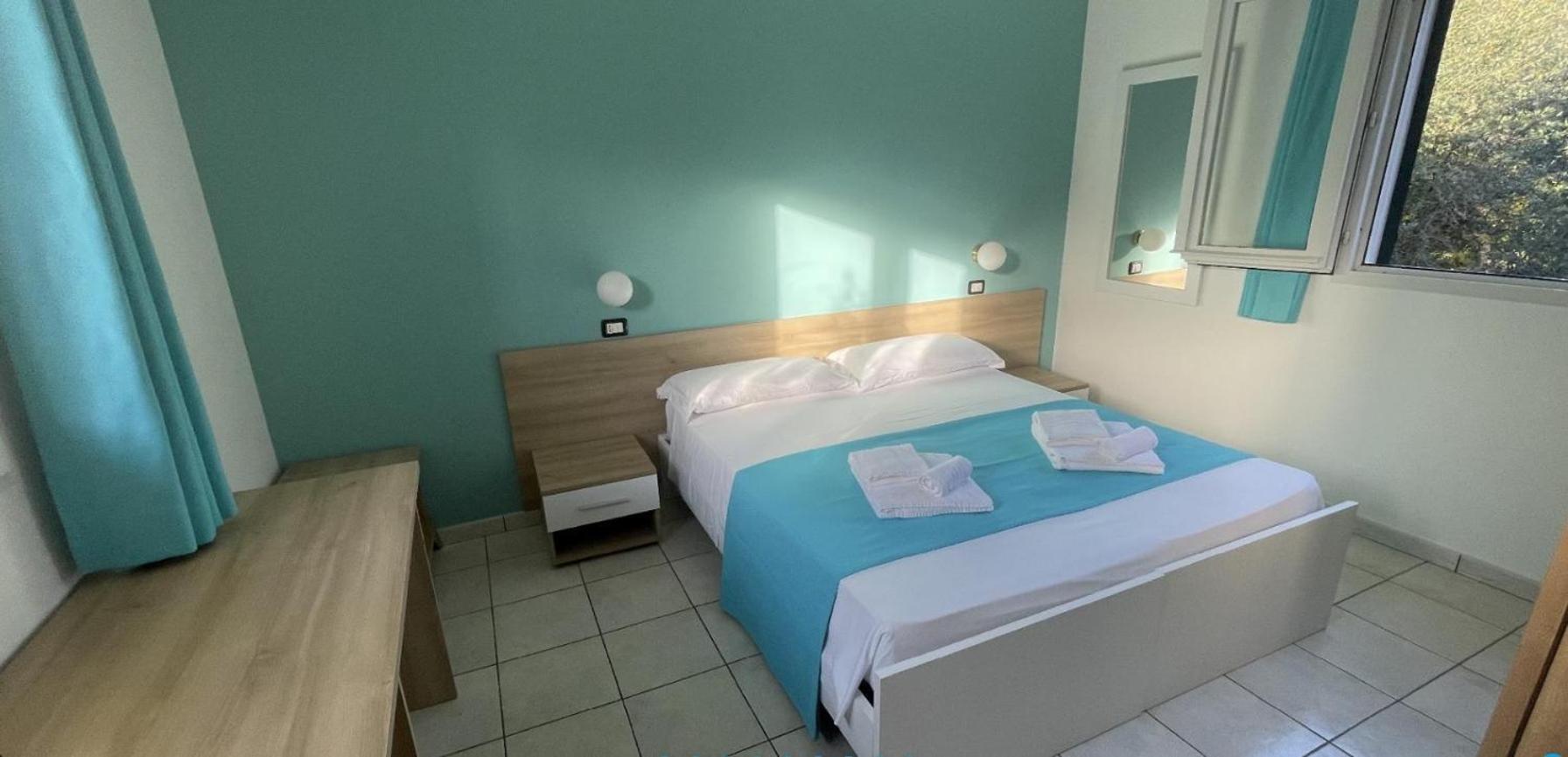 Hotel Dei Bizantini & Villaggio Campo Dei Messapi 산 피에트로 인 베바냐 외부 사진