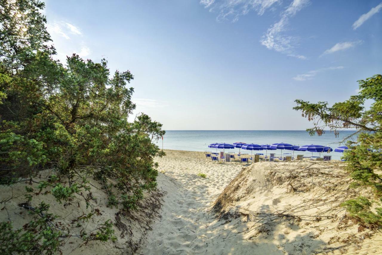 Hotel Dei Bizantini & Villaggio Campo Dei Messapi 산 피에트로 인 베바냐 외부 사진